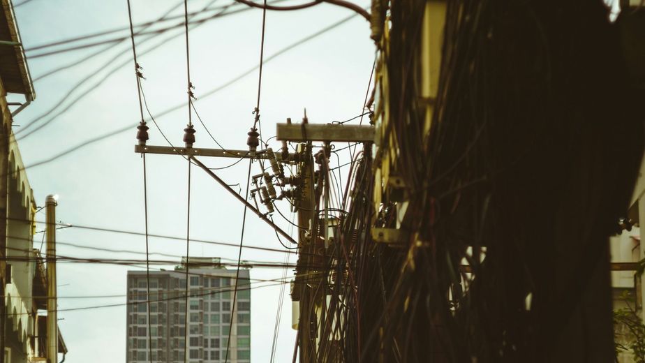 Cortes de luz en Córdoba: el cronograma de Epec para el fin de semana largo del 25 de mayo