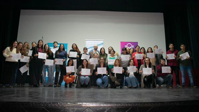Egresados de la Diplomatura Universitaria en Comunicación y Marketing Digital