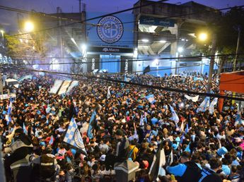 "Somos el mayor campeón del mundo", la frase que en Belgrano infla el pecho de orgullo