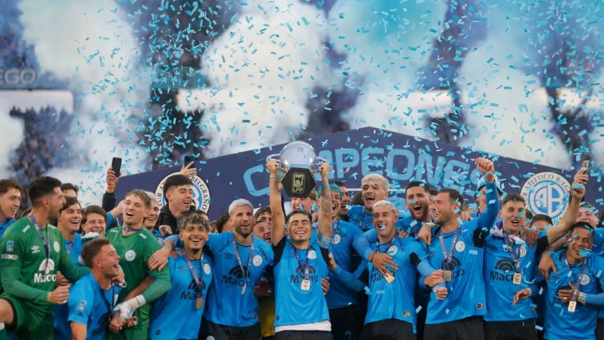 El Belgrano campeón, el "Chino" Zelarayán con el trofeo, la Libertadores y las finales que jugará