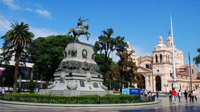 Temblor en Córdoba en medio de los festejos por Belgrano.