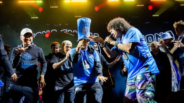 Belgrano festejó con La Mona Jiménez.