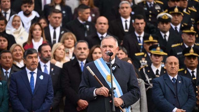 El mandatario sostuvo que los acuerdos entre Nación y provincias no deben limitarse a lo financiero, sino incluir partidas para salud, educación, seguridad y programas sociales en el interior.