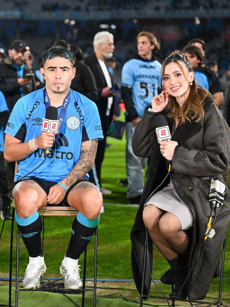 Modo cancha: More Beltran arrasó con un look monocromático y felicitó a los hinchas del Pirata