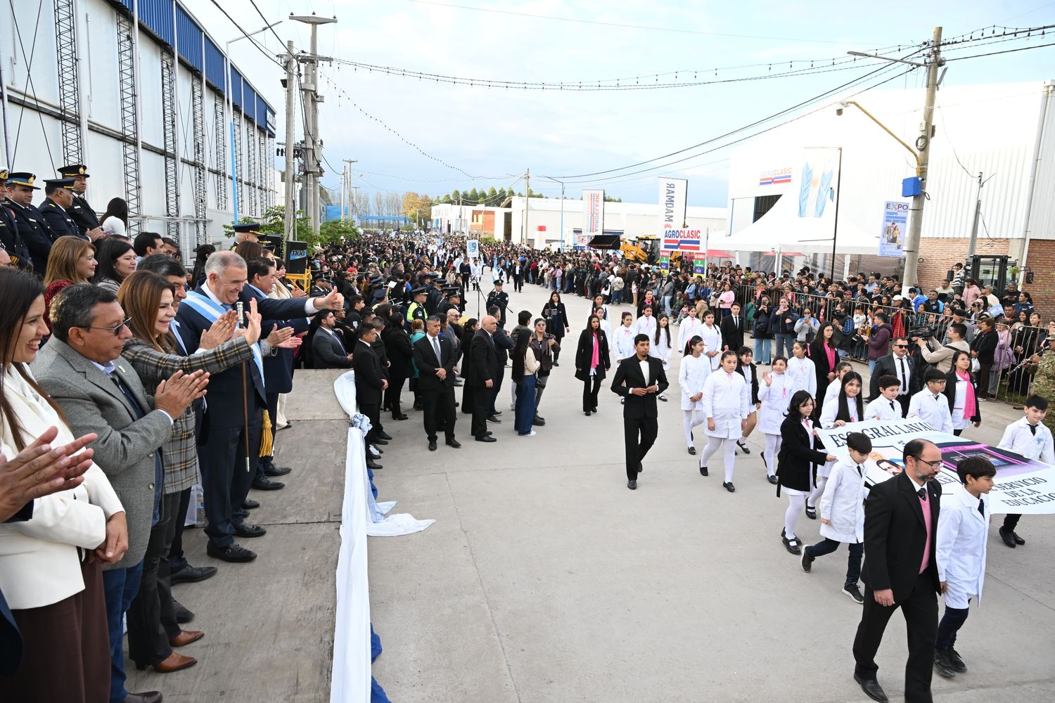 Tradición y producción marcaron los festejos del 25 de Mayo en Famaillá.