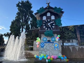 El Cucú tuvo su gran fiesta de cumpleaños en pleno centro de Carlos Paz