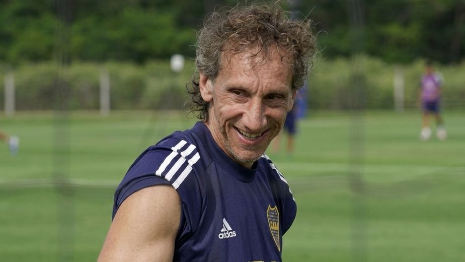 Qué es la ELA, la enfermedad que causó la muerte de Fernando Gayoso, histórico entrenador de arqueros de Boca