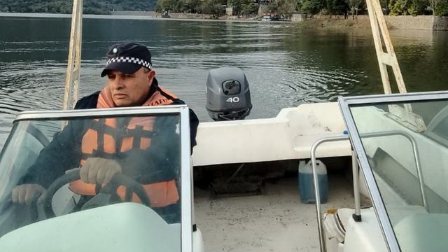 Los efectivos llevaron adelante tareas preventivas para proteger a pescadores, kayakistas y turistas.