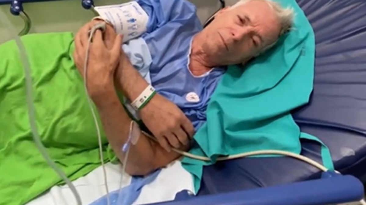 Desde una camilla, Gerardo Romano preocupó al compartir un polémico video: "Viva Perón, carajo"
