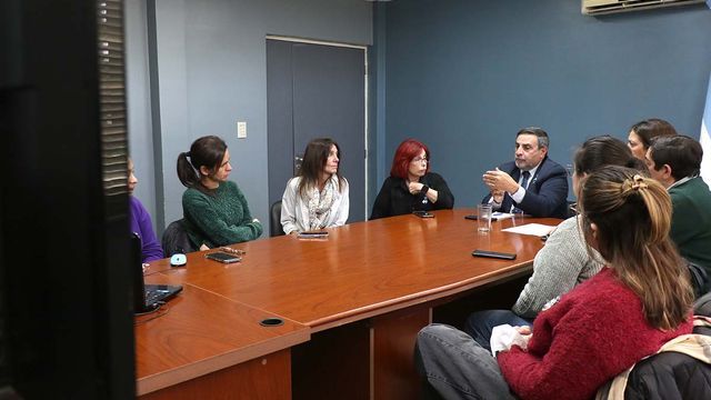 El Ministerio de Salud Pública realizó una nueva Sala de Situación en el Hospital Néstor Kirchner.