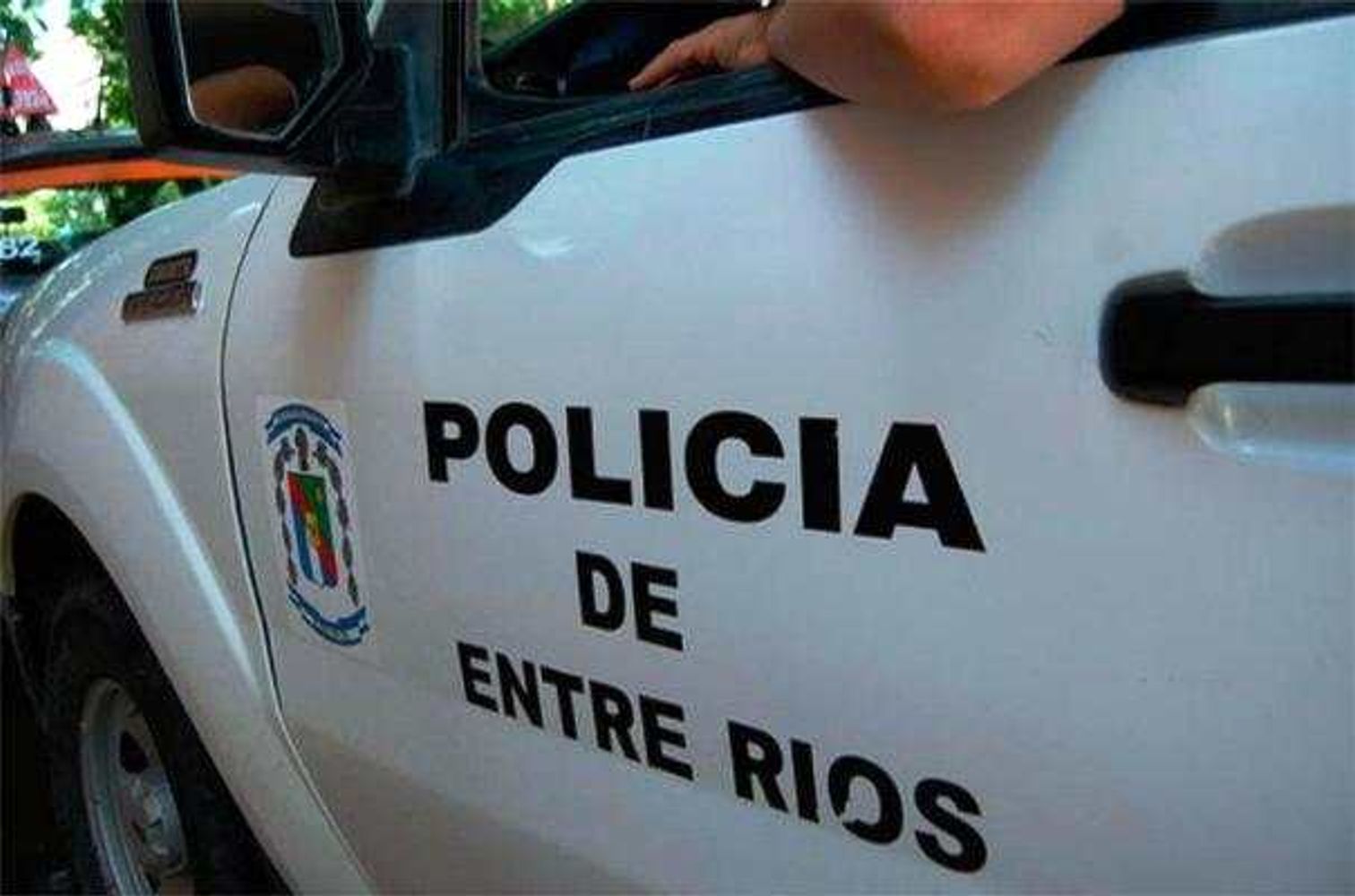 Una mamá fue a buscar a su hijo al colegio y una banda la apuñaló frente a nenes de primaria: la hipótesis detrás del ataque.