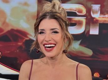 Mariana Brey arrasó con un vestido de satén color lila y se llevó todos los emojis de fueguito en Instagram