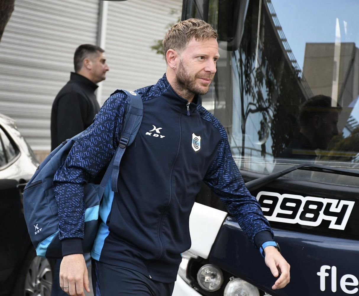 El experimentado delantero del "Lobo", Cristian Menéndez, analizó el presente del equipo y la magnitud del desafío que tiene por delante: enfrentar este sábado al más reciente campeón de la Liga Profesional.