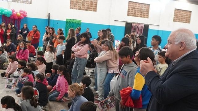 La jornada tuvo como eje el derecho de niños, niñas y adolescentes a sostener sus lazos familiares.