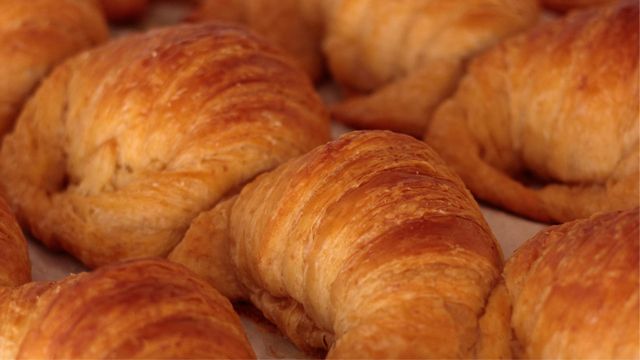 Cómo hacer medialunas con harina para pizza: receta fácil, económica y lista en pocos minutos