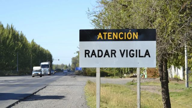 Escándalo por radares ilegales: qué pasa si tenés una fotomulta y por qué podrían anularse