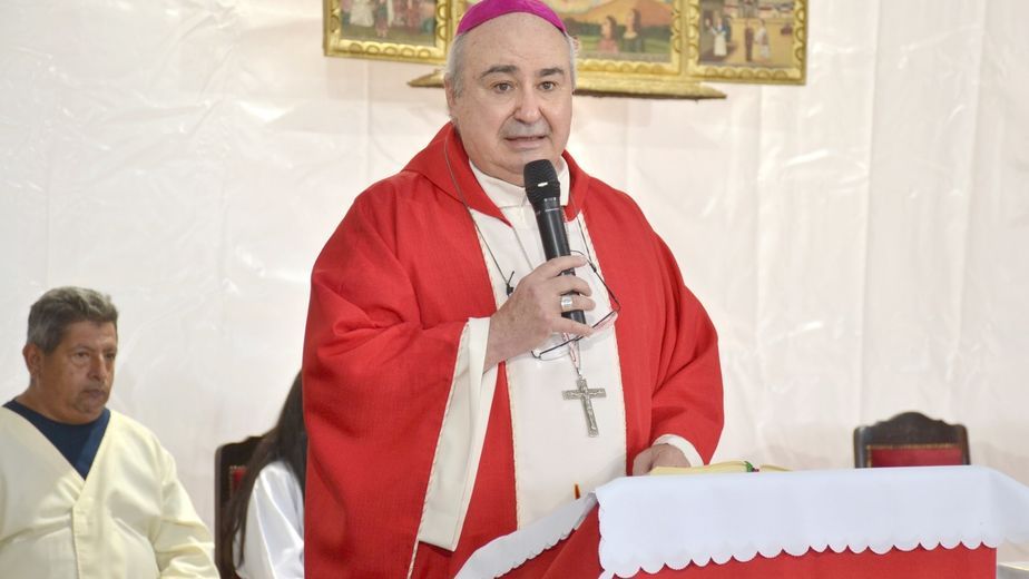 Buenas nuevas en la Iglesia de Jujuy: el obispo Fernández instituyó nueve nuevos acólitos