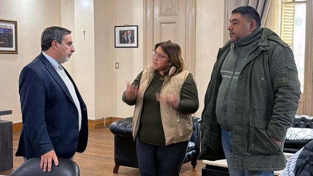 Referentes de Nuestra Fuerza, Tu Salida se reunieron con autoridades sanitarias para coordinar intervenciones en distintos barrios.