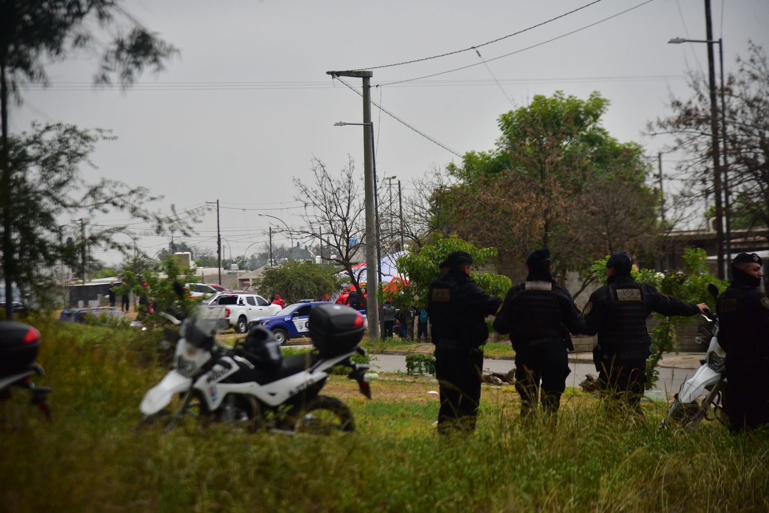 Megaoperativo en barrio Ampliación Ferreyra.