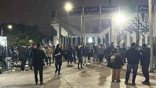 Socios de Talleres se manifestaron en la Boutique y pidieron una Asamblea Extraordinaria.