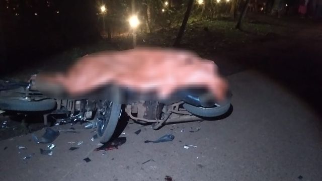 Investigan un choque fatal entre dos motocicletas en Puerto Iguazú.