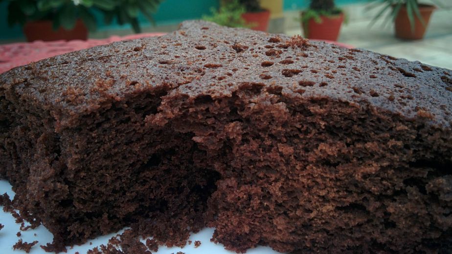 Si te sobró bizcochuelo y ya está seco no lo tires: 3 recetas para transformarlo en deliciosos postres muy fáciles de hacer