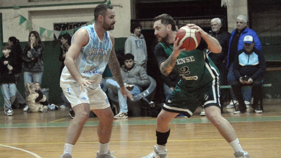 Básquet: Altense ganó y clasificó a cuartos de final