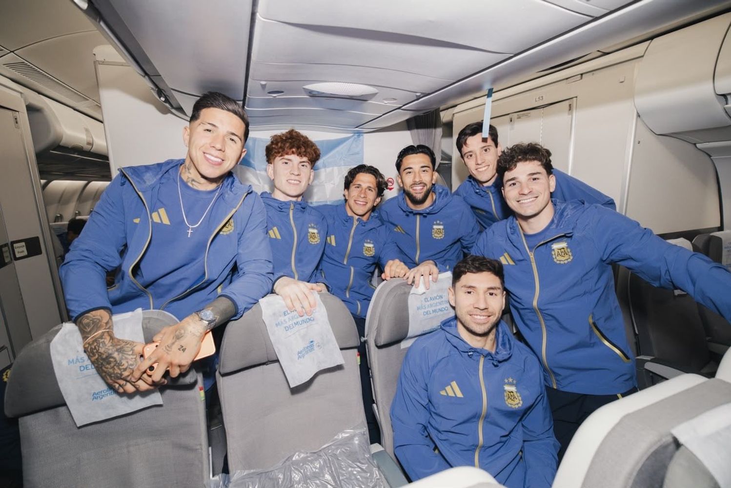 La selección campeonal del mundo ya aterrizó con su sueño en Estados Unidos.