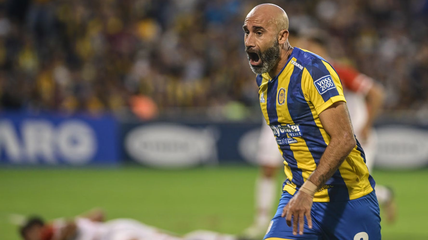 Carlos Quintana, de 38 años, jugaría su último partido con la camiseta canalla
