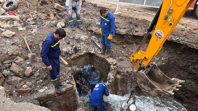 La empresa informó que la pérdida corresponde al conducto que transporta agua hacia la Planta Potabilizadora “Muñecas”.