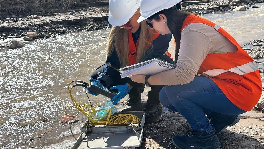 Auditoría interna para mejorar el monitoreo ambiental minero