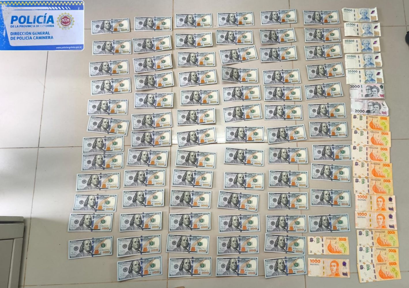 El dinero recuperado en Córdoba.