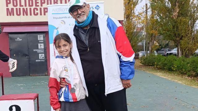 Jana Sequeiros, Campeona Provincial U-14 en 1.500 metros Marcha. 