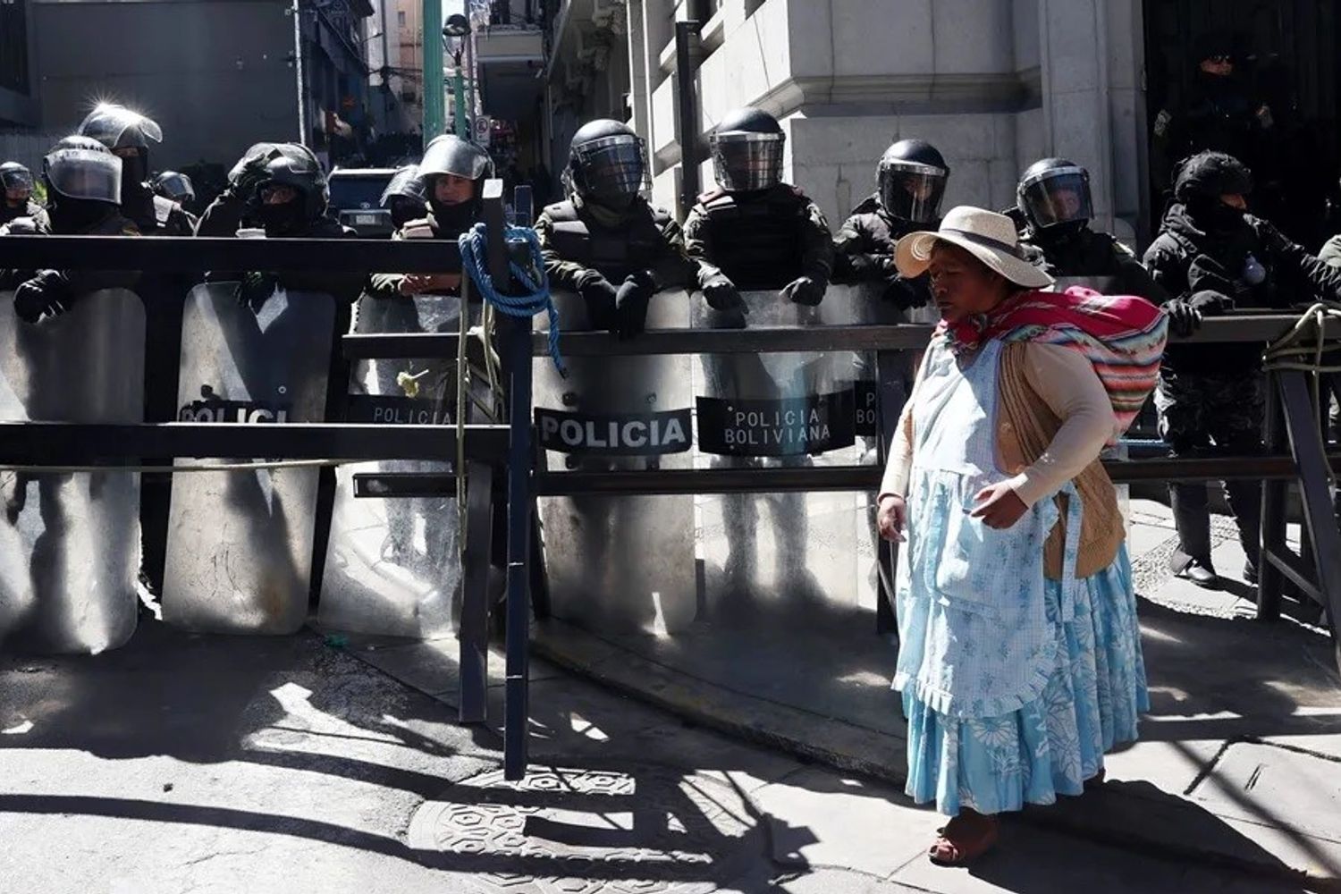 El empresariado de Bolivia exige "decisiones inmediatas" ante una posible "catástrofe" económica en el país a causa de los conflictos instalados en las calles.