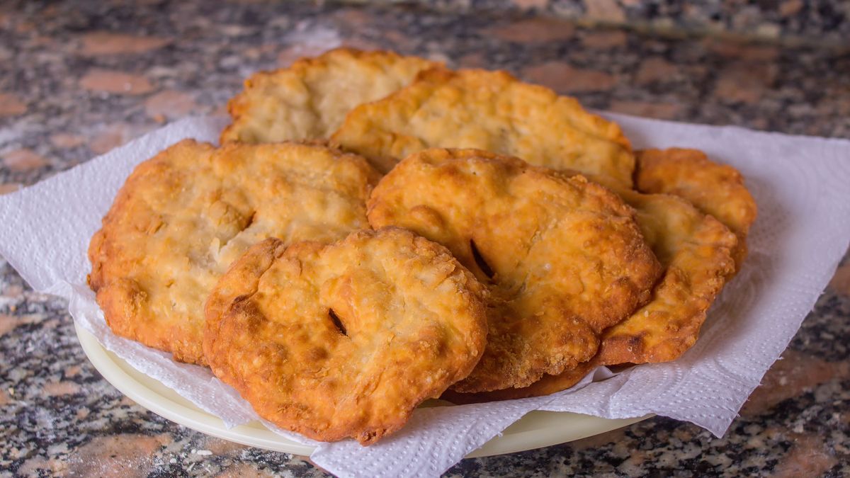 Ni grasa vacuna ni aceite: cómo hacer tortas fritas versión saludable para acompañar el mate
