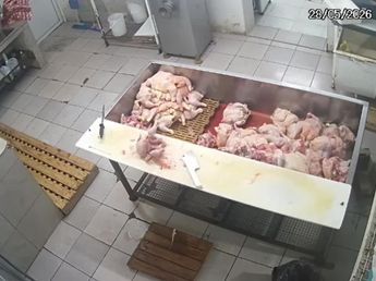 Una mujer intentó envenenar a un compañero de trabajo y quedó grabada en Córdoba