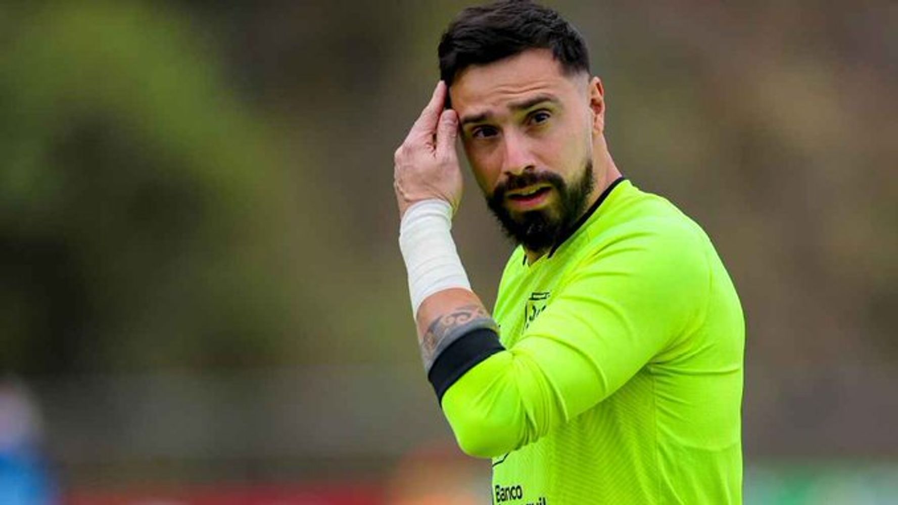 El rosarino Hernán Galíndez, de Huracán, otra vez mundialista con Ecuador.