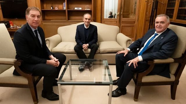Durante el encuentro, las autoridades analizaron temas institucionales relacionados con Tucumán y coincidieron en la necesidad de profundizar el trabajo articulado.