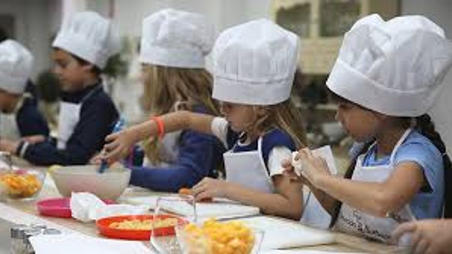 Punta Alta: habrá talleres de cocina saludable para niños de 5 a 12 años