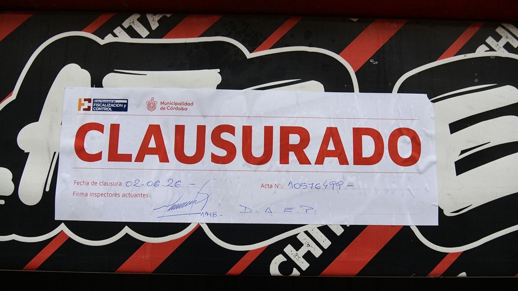 El entramado oculto de Wachitas Bar.