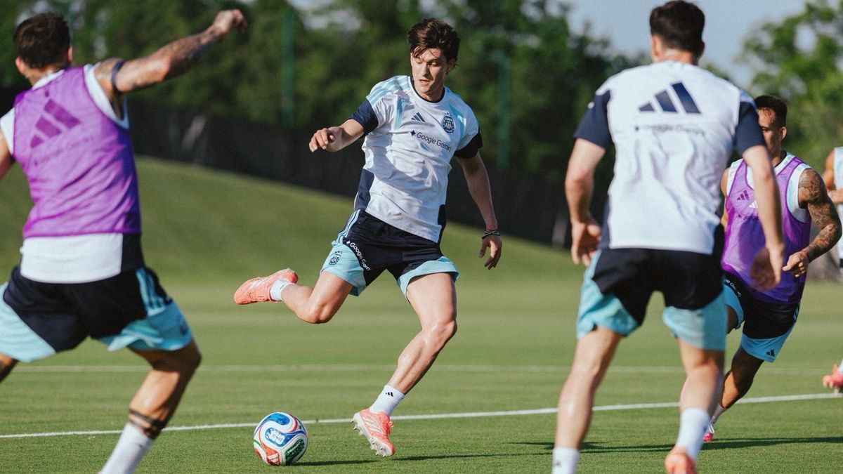 Quiénes son los candidatos para reemplazar a Balerdi en la Selección Argentina