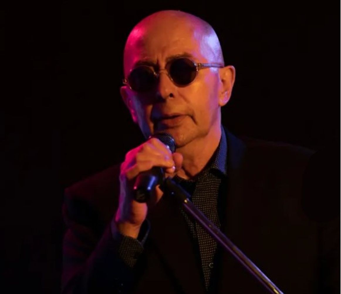 Carlos “El Indio” Solari, referente central del rock argentino.