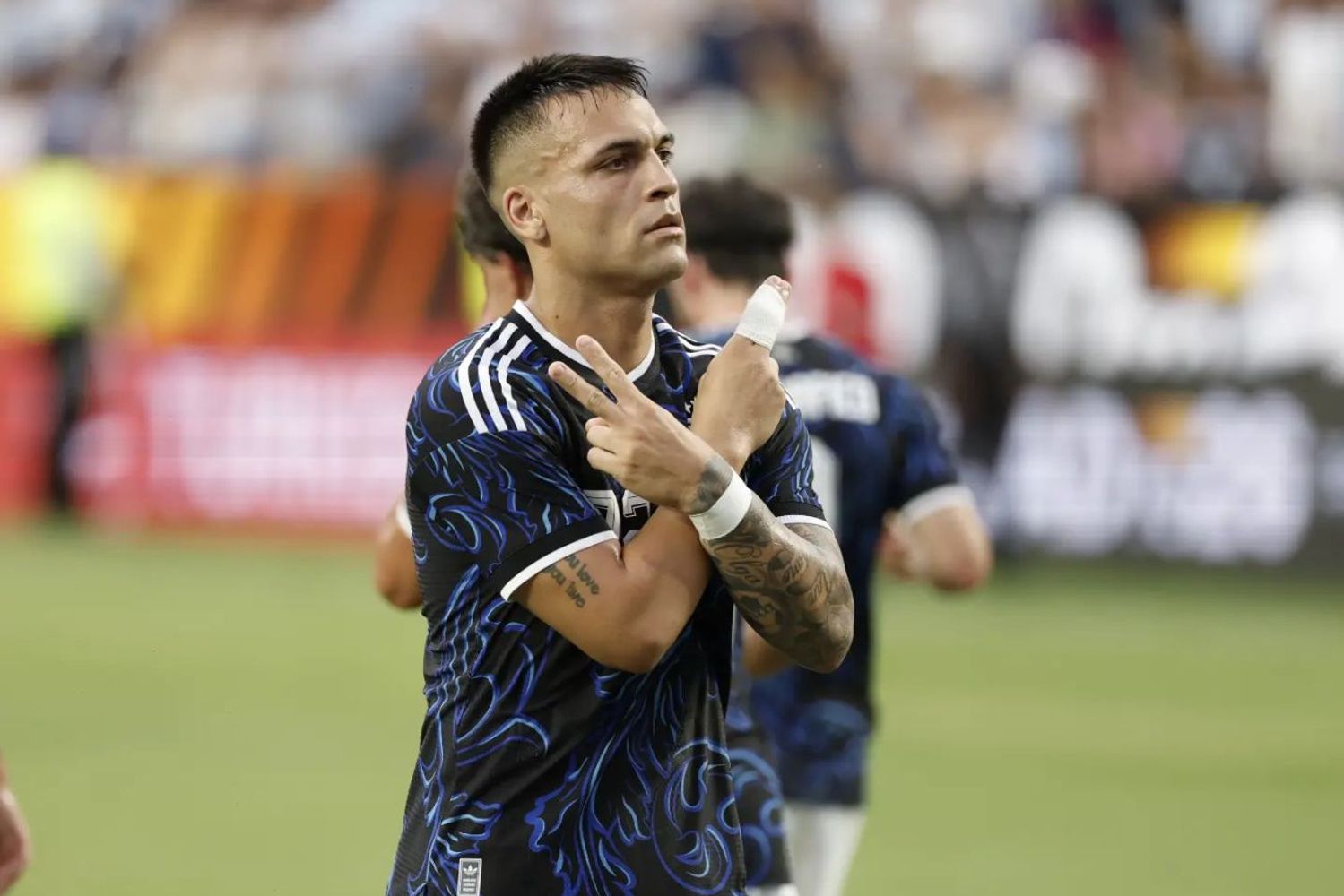 Lautaro Martínez abrió el marcador para la selección argentina, ante Honduras.