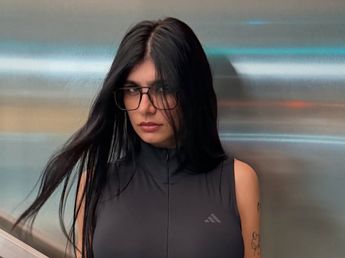 Mia Khalifa reversionó el estilo deportivo y conquistó con top y short del nuevo color de la temporada