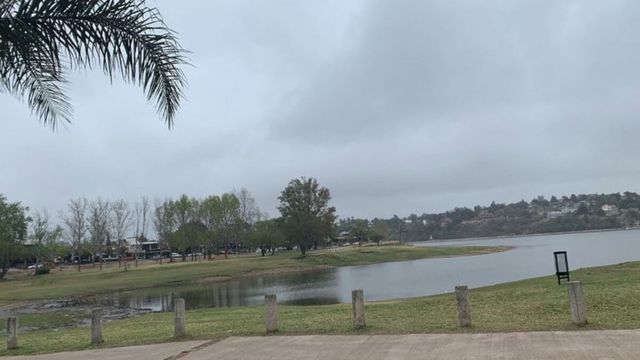 Día gris y fresco en Carlos Paz