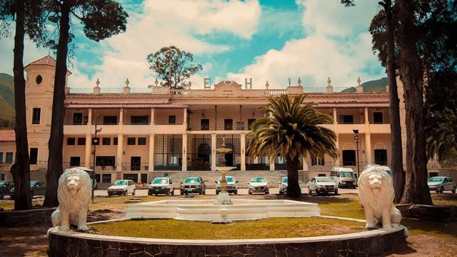 Hotel Edén