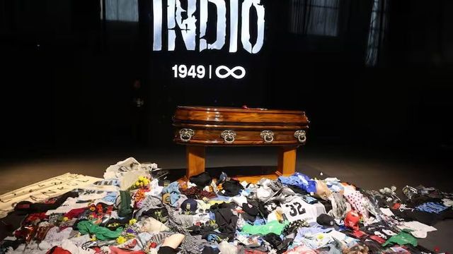 El velatorio del Indio Solari movilizó a una multitud. 