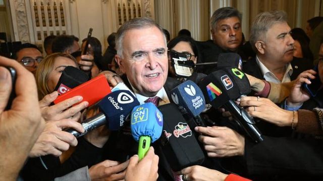 El gobernador explicó que el encuentro en Buenos Aires permitió profundizar gestiones específicas para Tucumán.
