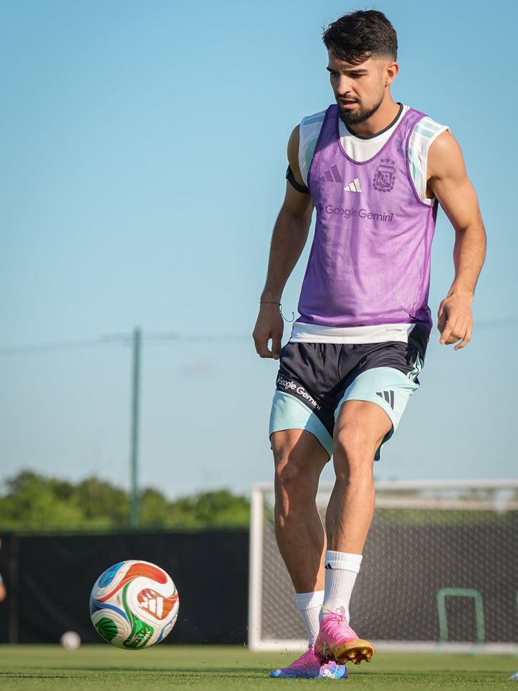José Manuel "El Flaco" López.