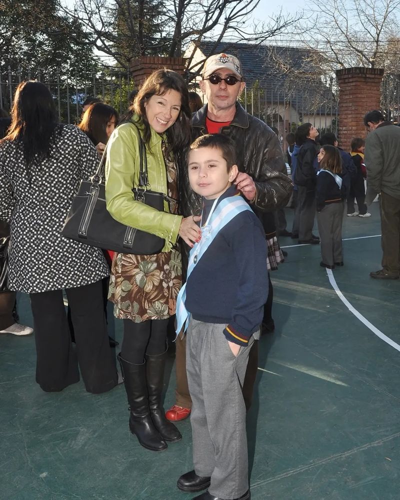 Familia Solari en el Colegio Milton